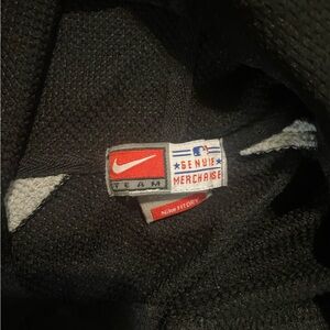 Extra large boys Nike White Sox athlete zip up